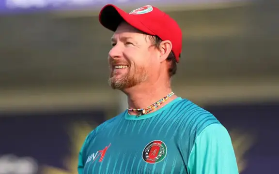 Coach Lance Klusener